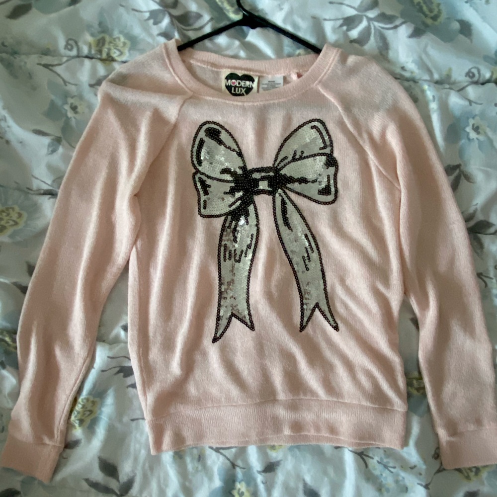pink sweater with bow | modern lux | M